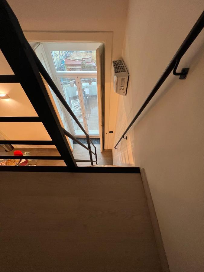 La Casa Di Marty Apartment เนเปิลส์ ภายนอก รูปภาพ