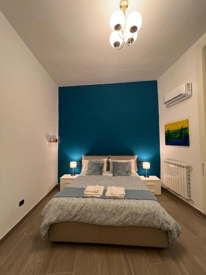 La Casa Di Marty Apartment เนเปิลส์ ภายนอก รูปภาพ