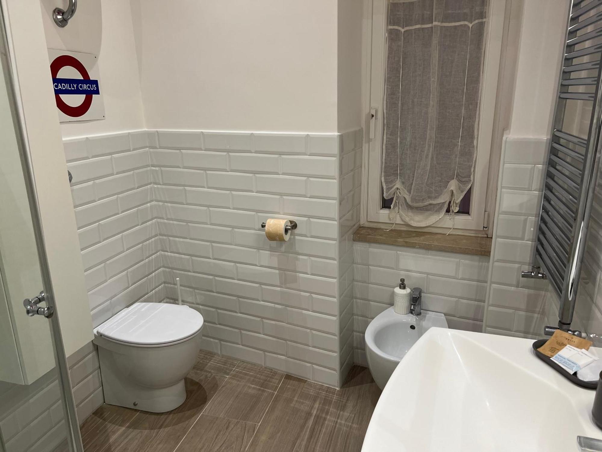 La Casa Di Marty Apartment เนเปิลส์ ภายนอก รูปภาพ